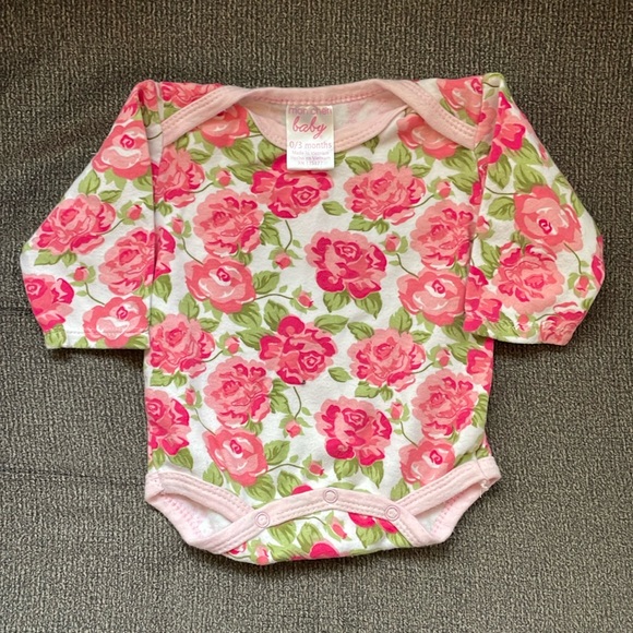 Mon Cheri Pink Floral Long Sleeve Onesies Size 0-3M - Picture 1 of 4